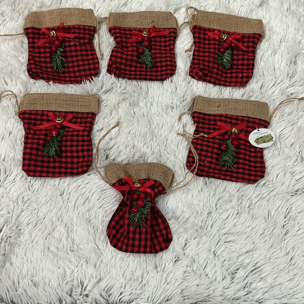 Collections Etc burlap holiday gift bags with bow bell berry & tree